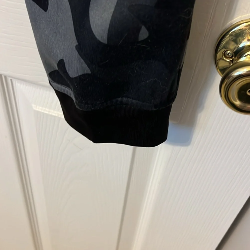 Sweatpants - Picture 7 of 8